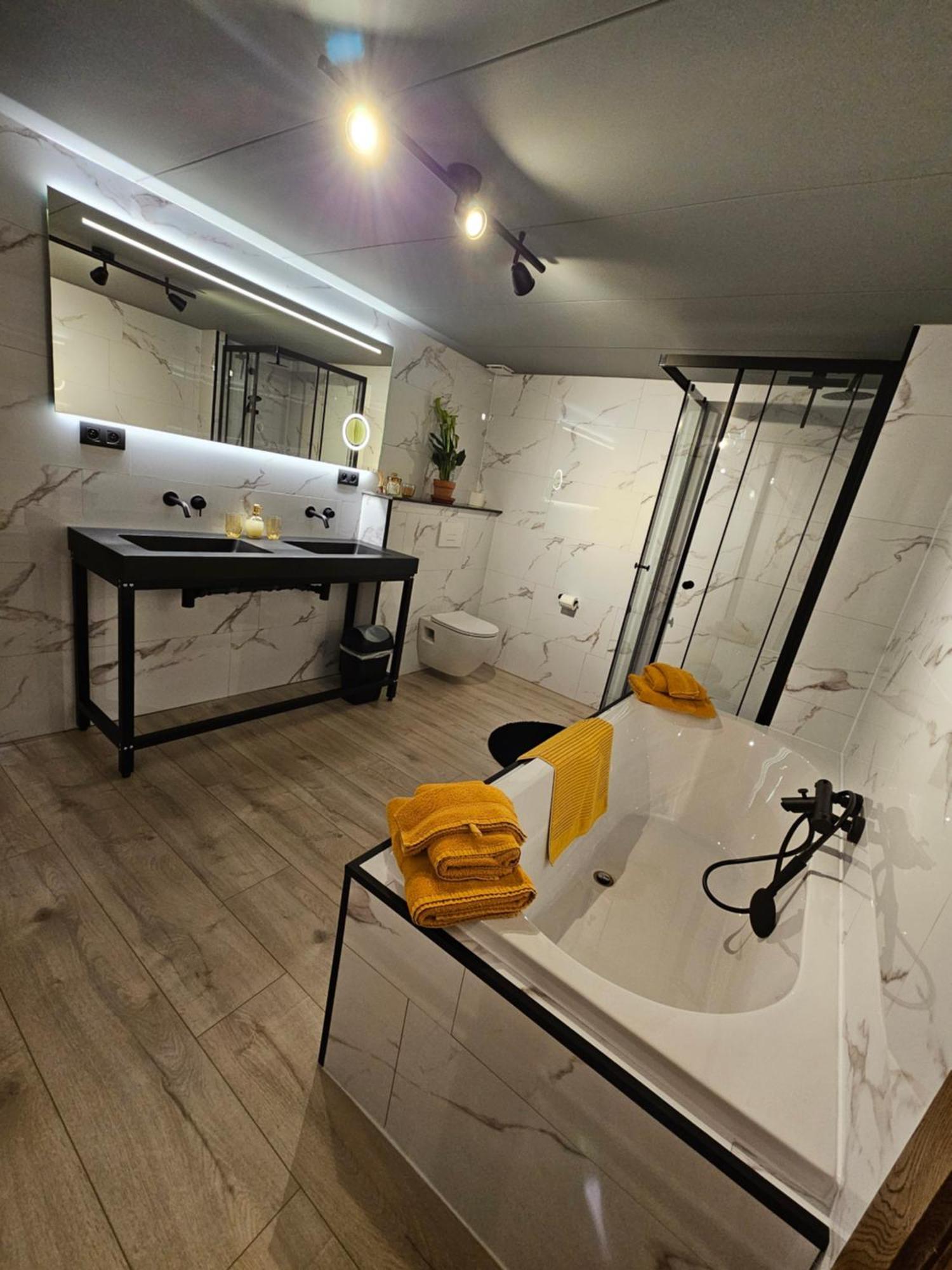 Bed and Breakfast Ferme La Joye Уффализ Экстерьер фото